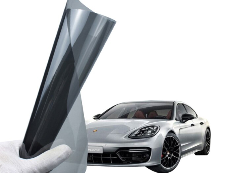 bao-gia-phim-cach-nhiet-danh-cho-xe-hoi-qdp-ceramic-automotive-window-film-xe-4-cho-moi-nhat